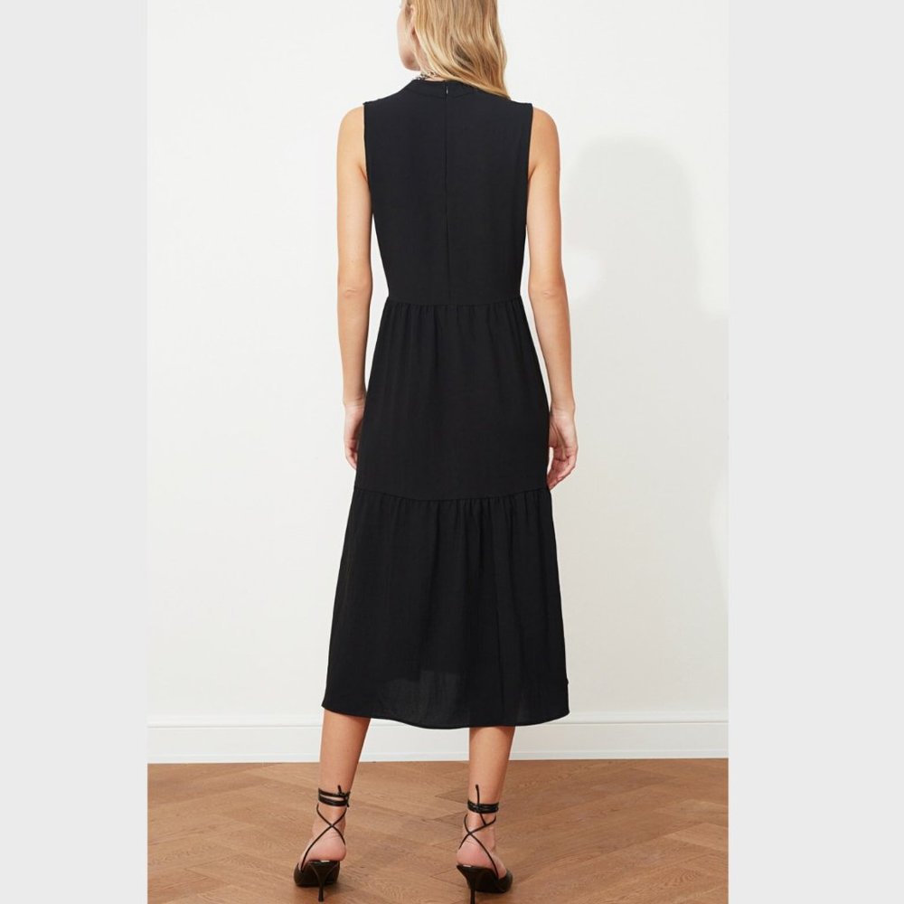 Organic Cotton Black Wide Cut Maxi Dress - Picture 6 of 9